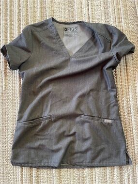 Figs xxs scrub top